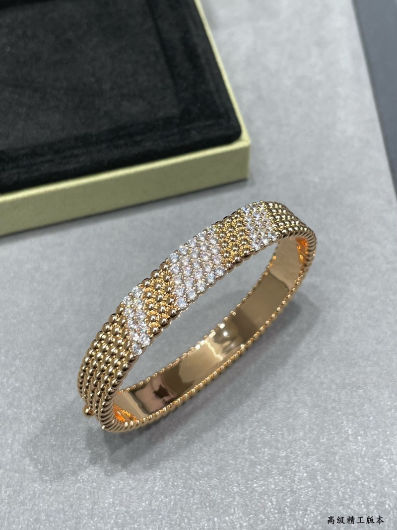 Vca Bracelets